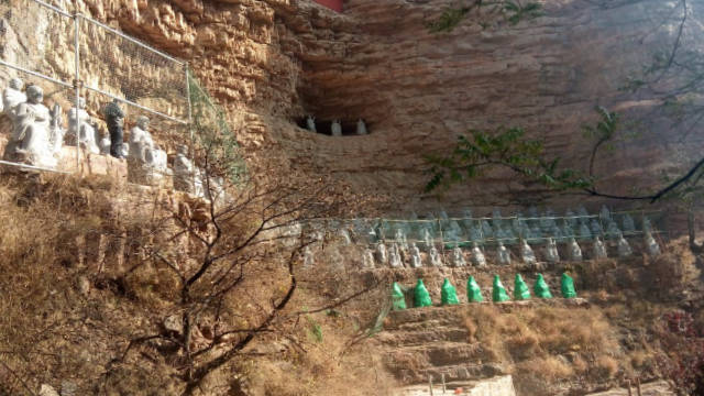 Buddhistische Statuen, China