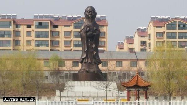 Hybridstatue