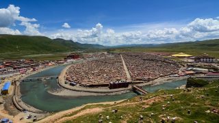 Verfolgung und sexueller Missbrauch tibetanisch-buddhistischer Nonnen durch die KPCh: Der Fall Yachen Gar